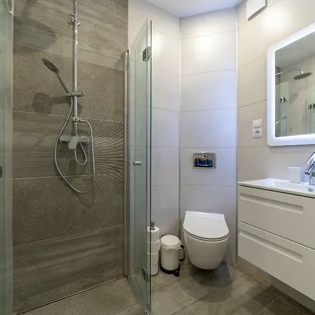 Daire Bialy Zakatek *