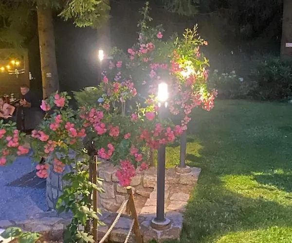 Bialy Zakatek Apartment