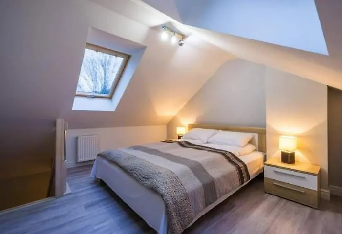 Bialy Zakatek Apartment *